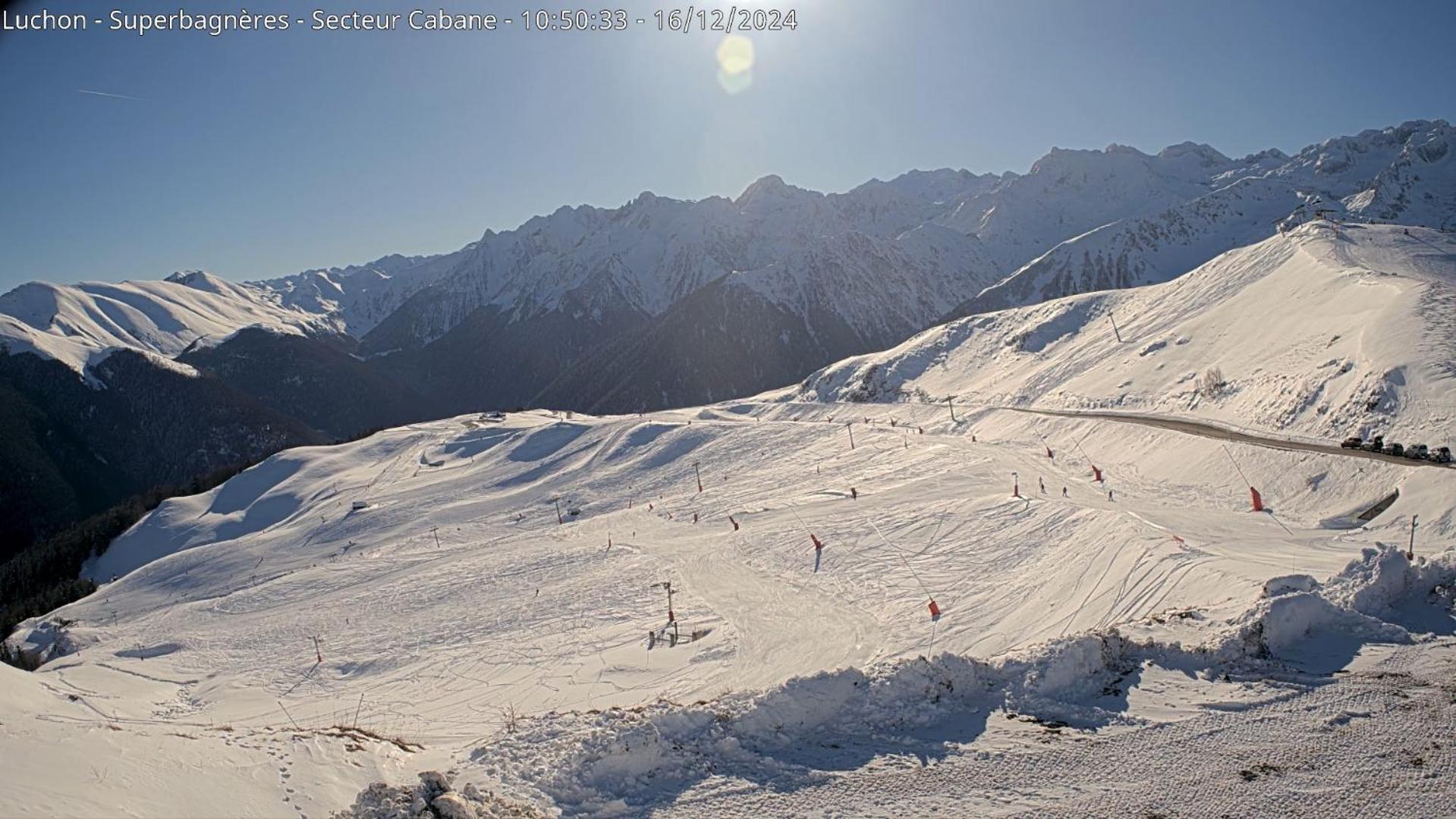 Le 102, T3 Pour 5 Personnes, Vue Montagne, Classe 2 Etoiles Nf, Parking, Piscine En Ete Bagnères-de-Luchon المظهر الخارجي الصورة